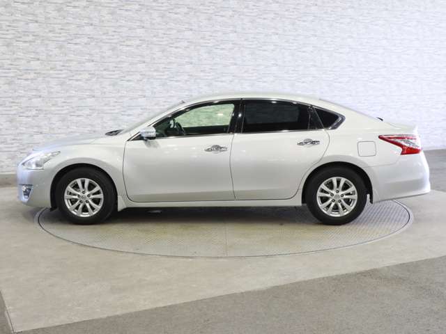 日産 ティアナ ２．５ ＸＬ ナビＡＶＭパッケージ R1年 (関東) 99