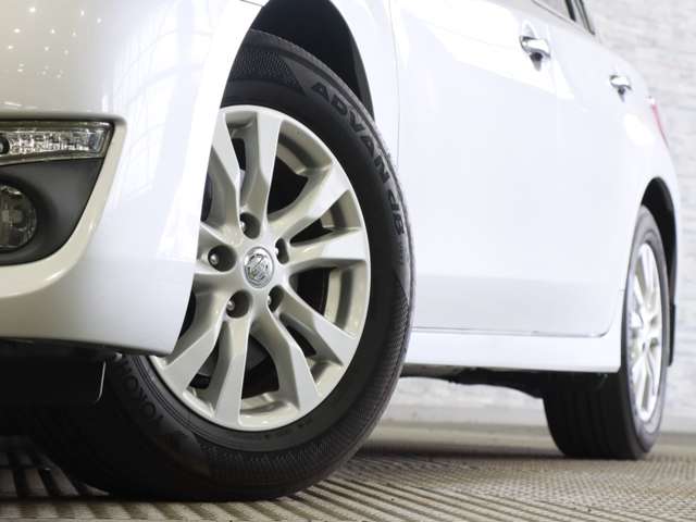 日産 ティアナ ２．５ ＸＬ ナビＡＶＭパッケージ R1年 (関東) 99