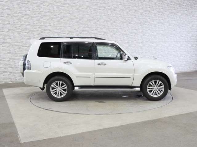 三菱 パジェロ ３．２ ロング スーパーエクシード ディーゼルターボ ４ＷＤ H24年 (関東) 99