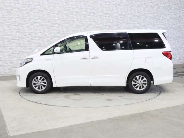 トヨタ アルファード　ハイブリッド ２．４ ＳＲ ４ＷＤ H26年 (関東) 99