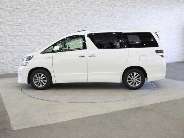 トヨタ ヴェルファイア　ハイブリッド ２．４ ＺＲ ４ＷＤ H25年 (関東) 99