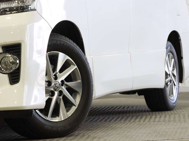 トヨタ ヴェルファイア　ハイブリッド ２．４ ＺＲ ４ＷＤ H25年 (関東) 99