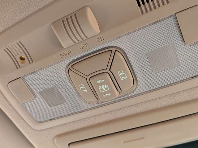 トヨタ エスティマ ２．４ アエラス ４ＷＤ H25年 (関東) 99