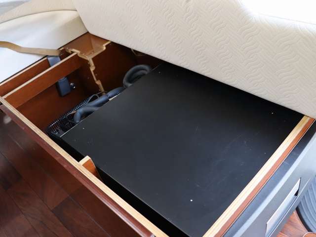 トヨタ ハイエースバン フジカーズジャパン H26年 (東海) 99