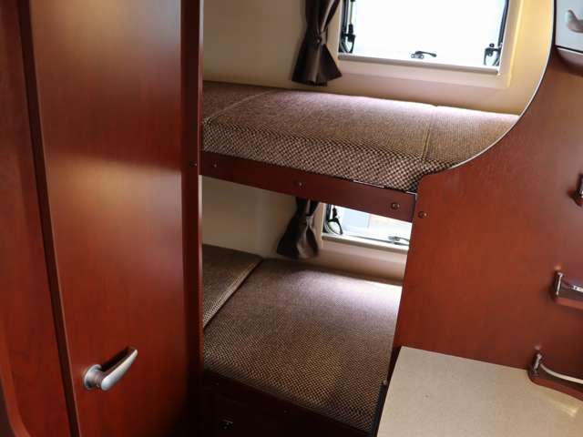 トヨタ カムロード ナッツＲＶ R2年 (東海) 99