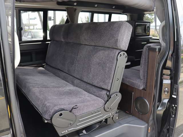 トヨタ ハイエースバン ケイワークス H25年 (東海) 99