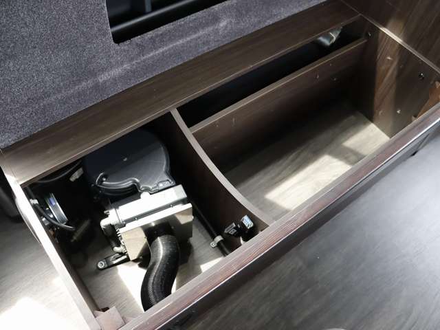 トヨタ ハイエースバン ケイワークス H25年 (東海) 99