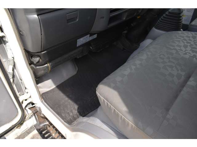 マツダ タイタン ２トン深ダンプ H17年 (近畿) 99