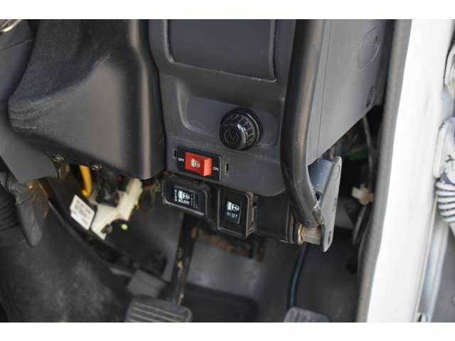 マツダ タイタン ３トン深ダンプ H17年 (近畿) 99
