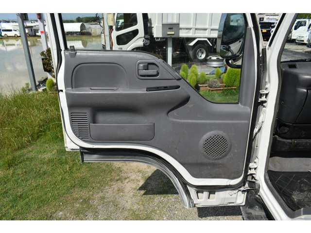 マツダ タイタン ３トン深ダンプ H17年 (近畿) 99