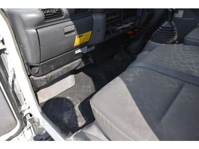 マツダ タイタン ３トン深ダンプ H17年 (近畿) 99