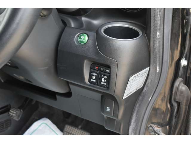 ホンダ Ｎ　ＢＯＸ ６６０ カスタムＧ ターボパッケージ ４ＷＤ H24年 (近畿) 99