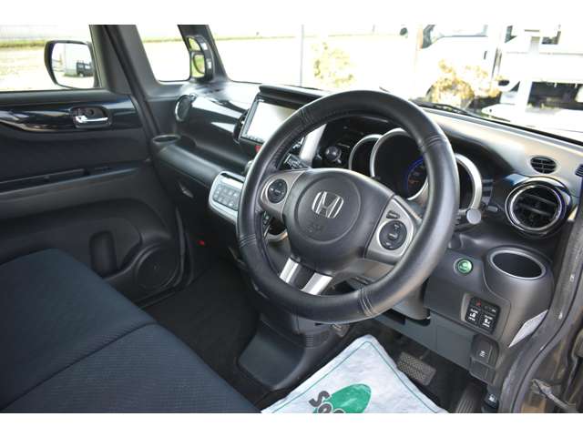 ホンダ Ｎ　ＢＯＸ ６６０ カスタムＧ ターボパッケージ ４ＷＤ H24年 (近畿) 99