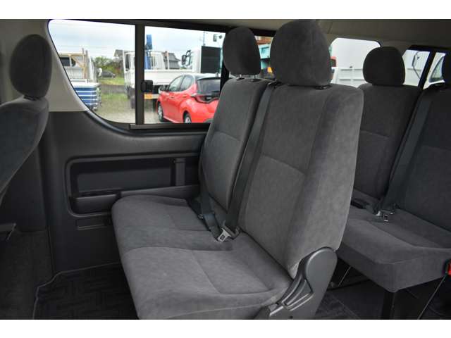 トヨタ ハイエースワゴン ２．７ グランドキャビン ４ＷＤ H24年 (近畿) 99