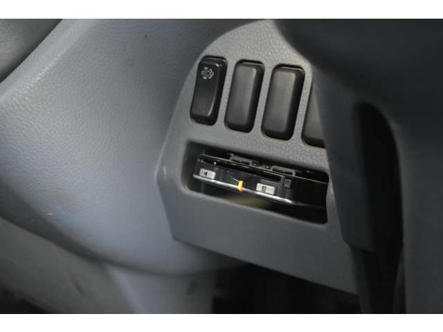 三菱フソウ キャンター ３．０ 強化ダンプ 全低床 ディーゼルターボ H26年 (近畿) 99