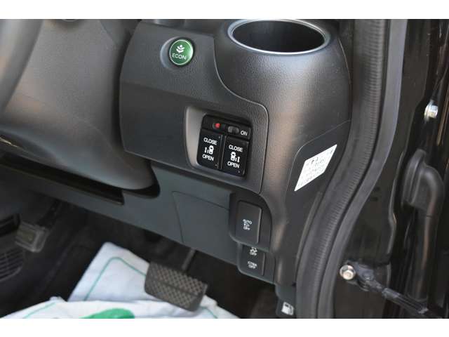 ホンダ Ｎ　ＢＯＸ ６６０ Ｇ ターボＳＳパッケージ H29年 (近畿) 99