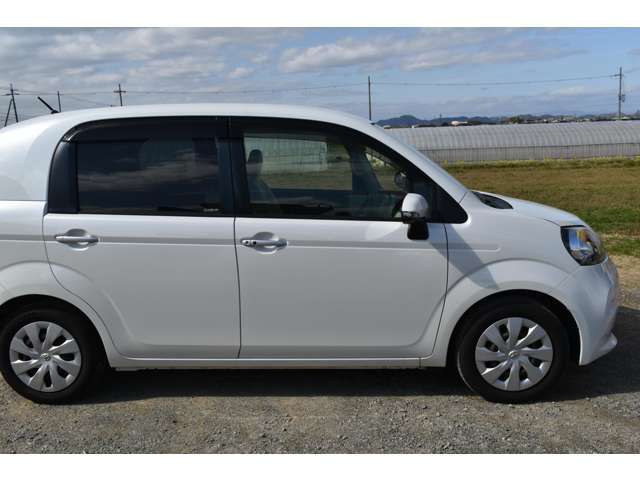 トヨタ ポルテ １．５ Ｆ H27年 (近畿) 99