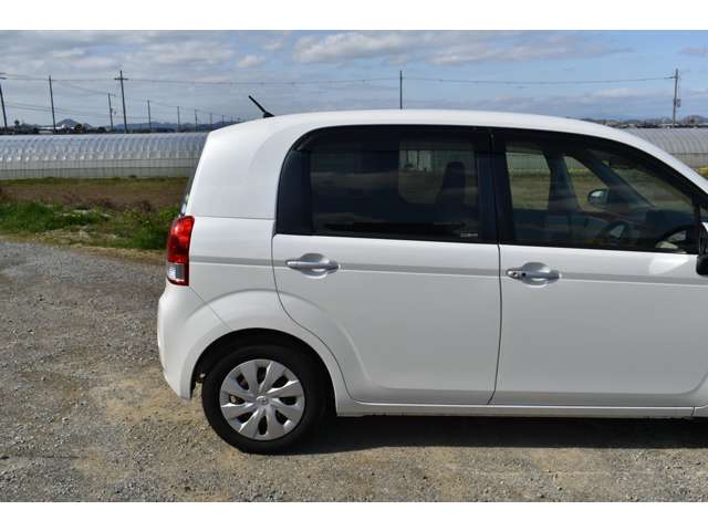 トヨタ ポルテ １．５ Ｆ H27年 (近畿) 99