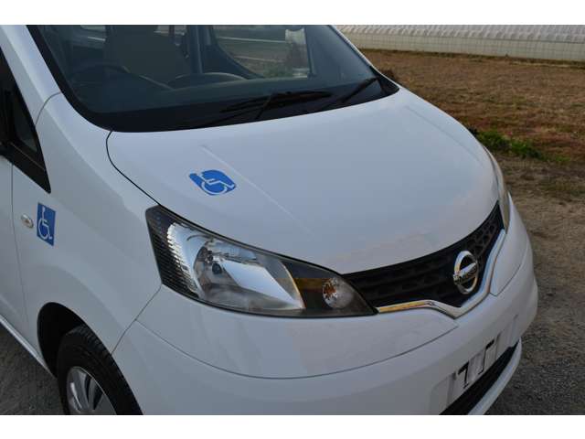 日産 ＮＶ２００バネットバン １．６ チェアキャブ 車イス１名仕様 専用サードシート無 H28年 (近畿) 99