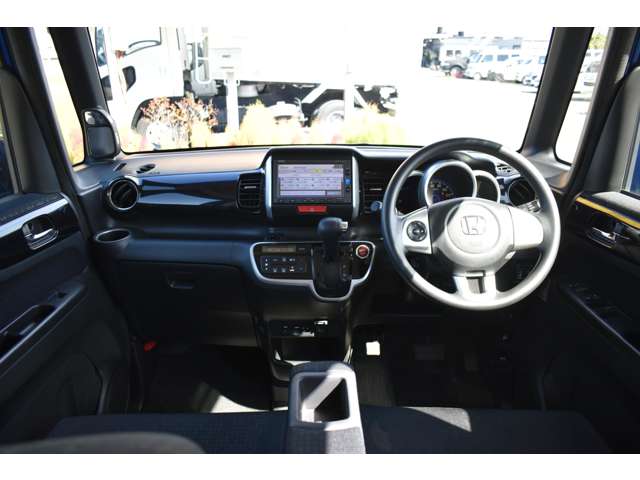 ホンダ Ｎ　ＢＯＸ ６６０ カスタムＧ Ｌパッケージ H29年 (近畿) 99