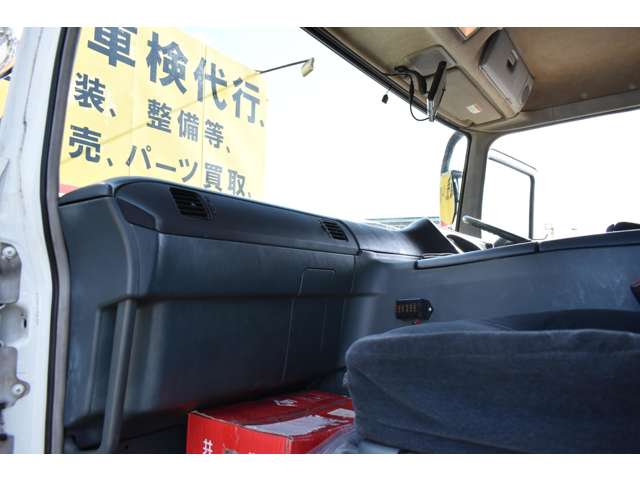 三菱フソウ スーパーグレート 回送車 H14年 (近畿) 99
