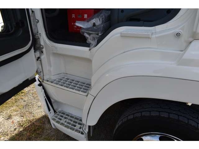 三菱フソウ スーパーグレート 回送車 H14年 (近畿) 99