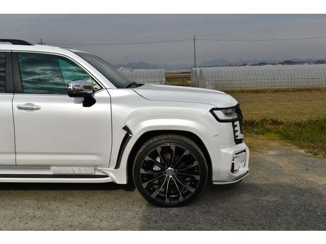 トヨタ ランドクルーザー ３．５ ＧＲスポーツ ４ＷＤ R5年 (近畿) 99