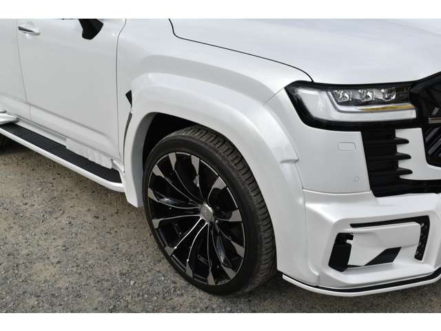 トヨタ ランドクルーザー ３．５ ＧＲスポーツ ４ＷＤ R5年 (近畿) 99
