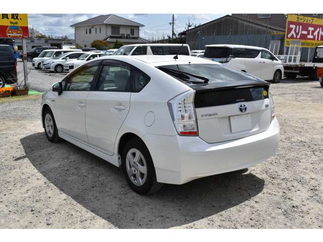 トヨタ プリウス １．８ Ｓ H22年 (近畿) 99