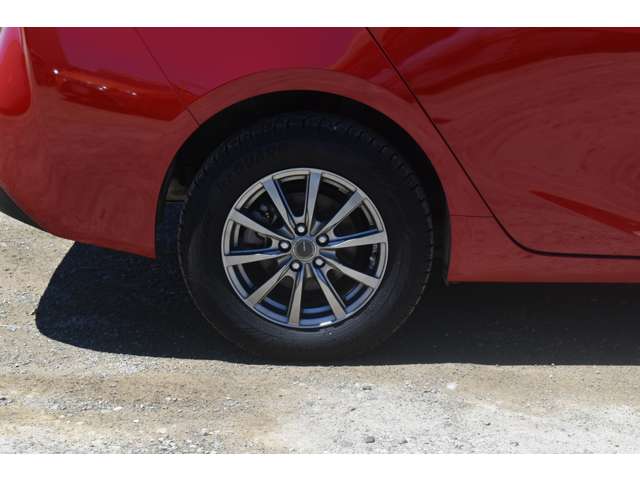 トヨタ プリウス １．８ Ｓ Ｅ－ＦＯＵＲ ４ＷＤ R3年 (近畿) 99
