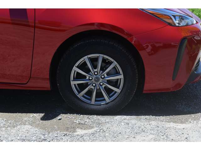 トヨタ プリウス １．８ Ｓ Ｅ－ＦＯＵＲ ４ＷＤ R3年 (近畿) 99
