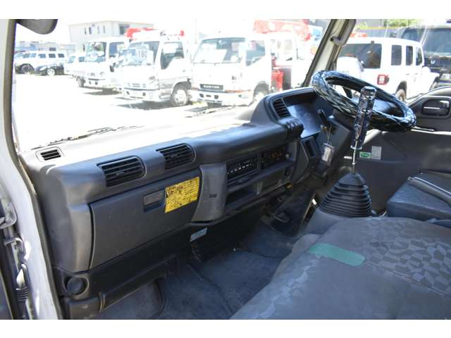 いすゞ エルフ ２トン深ダンプ H17年 (近畿) 99