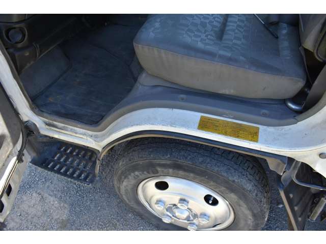 いすゞ エルフ ２トン深ダンプ H17年 (近畿) 99