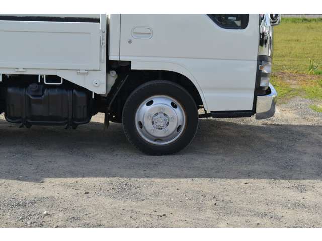 いすゞ エルフ ４．８ フルフラットロー ディーゼル ４ＷＤ H18年 (近畿) 99