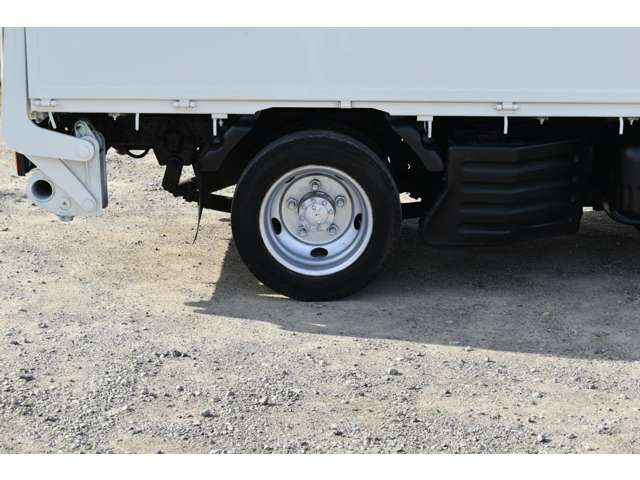 いすゞ エルフ ４．８ フルフラットロー ディーゼル ４ＷＤ H18年 (近畿) 99