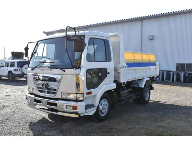 ＵＤトラックス コンドル ４トンダンプ H16年 (近畿) 99