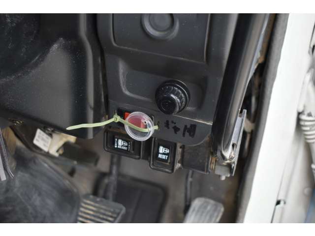 いすゞ エルフ ４．８ ダンプ 高床 ディーゼル H17年 (近畿) 99