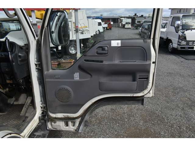 いすゞ エルフ ４．８ 三転強化ダンプ ディーゼル H18年 (近畿) 99