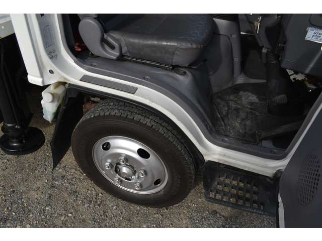 いすゞ エルフ 高所作業車 H19年 (近畿) 99