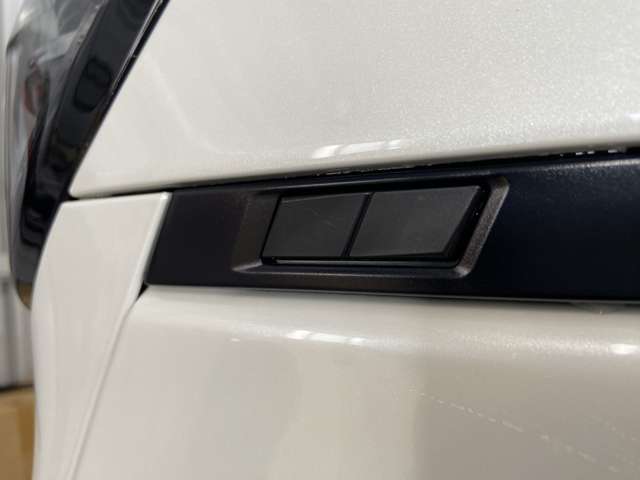 トヨタ ヴォクシー １．８ ハイブリッド Ｓ－Ｚ R4年 (近畿) 99