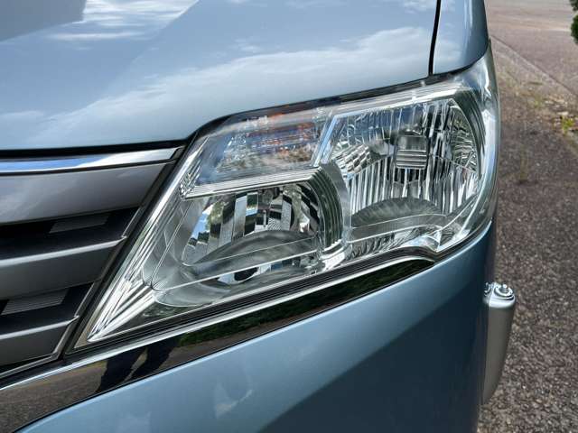 日産 セレナ ２．０ ２０Ｇ Ｓ－ＨＹＢＲＩＤ H25年 (近畿) 99