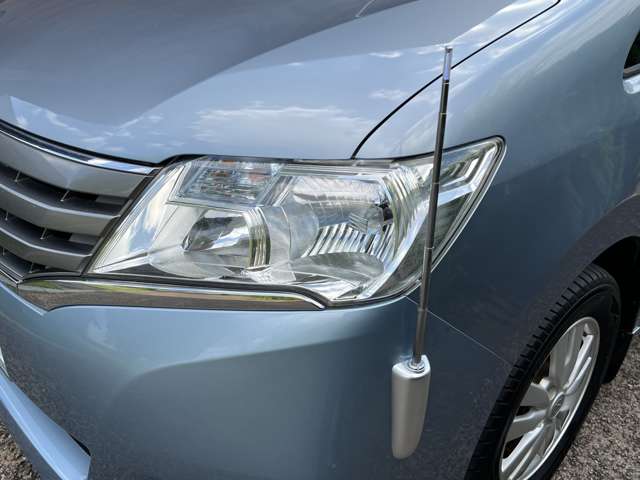 日産 セレナ ２．０ ２０Ｇ Ｓ－ＨＹＢＲＩＤ H25年 (近畿) 99