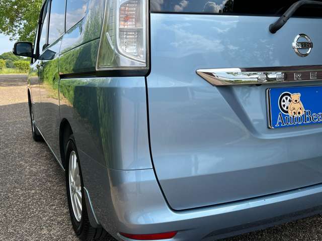 日産 セレナ ２．０ ２０Ｇ Ｓ－ＨＹＢＲＩＤ H25年 (近畿) 99