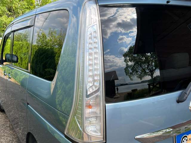 日産 セレナ ２．０ ２０Ｇ Ｓ－ＨＹＢＲＩＤ H25年 (近畿) 99