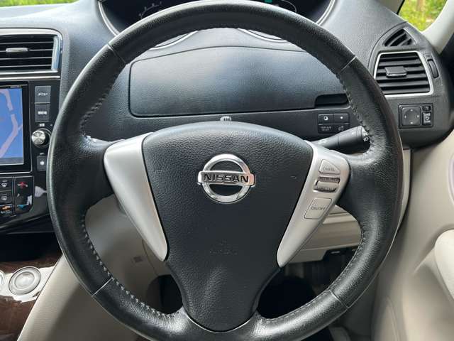 日産 セレナ ２．０ ２０Ｇ Ｓ－ＨＹＢＲＩＤ H25年 (近畿) 99