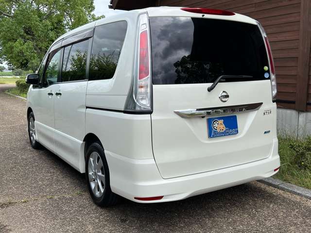 日産 セレナ ２．０ ハイウェイスター Ｖセレクション H23年 (近畿) 99