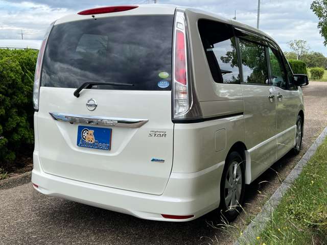 日産 セレナ ２．０ ハイウェイスター Ｖセレクション H23年 (近畿) 99