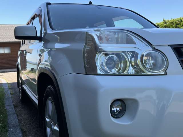 日産 エクストレイル ２．０ ２０ＸＴＴ ４ＷＤ H22年 (近畿) 99