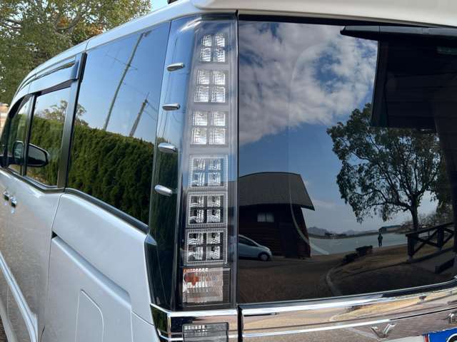 トヨタ ヴォクシー ２．０ ＺＳ 煌 H27年 (近畿) 99