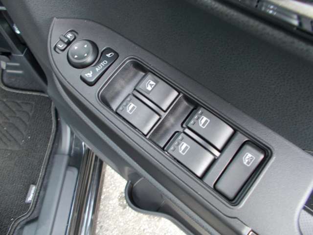 ダイハツ タント ６６０ カスタム Ｘ リミテッド R7年 (近畿) 99